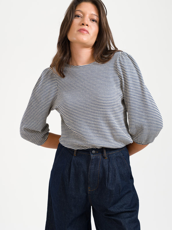 Tops & Tshirts